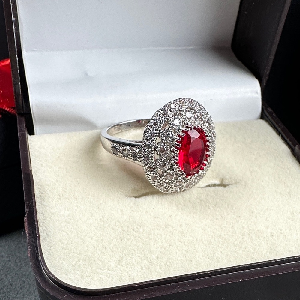 925 Sterling Silver Red Oval Halo Ring Womens Size 6 Cocktail Statement Regal - Picture 5 of 8